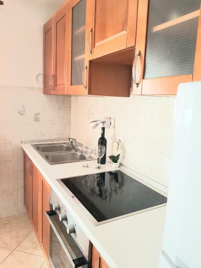 Apartman Perina Trogir Exterior photo
