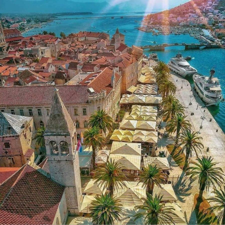 Apartman Perina Trogir Exterior photo